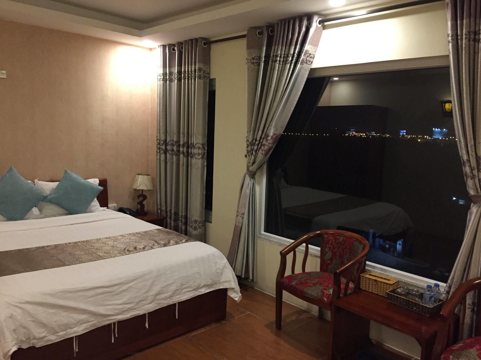 ชิโอ โฮเทล แอนด์ อพาร์ตเมนต์ Hotel โหน่ยบ่าย ภายนอก รูปภาพ